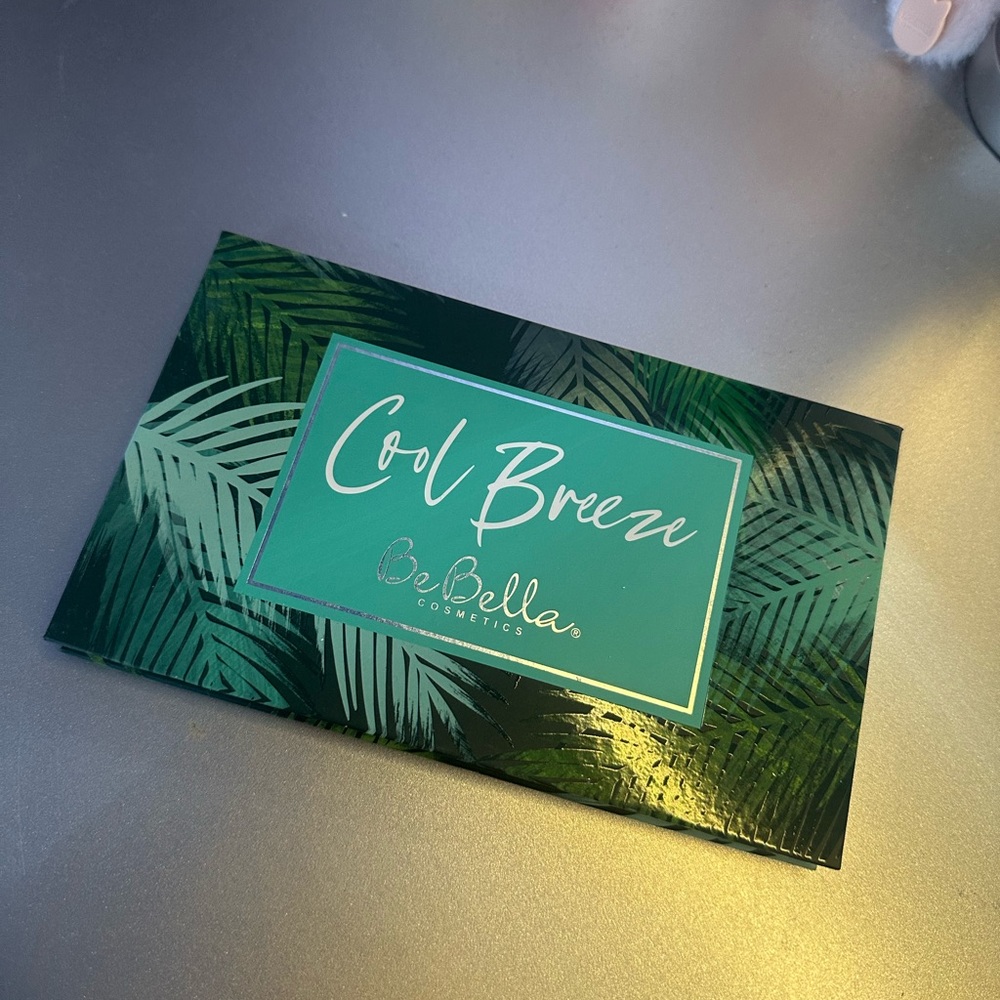 BeBella Cool Breeze Eyeshadow Palette